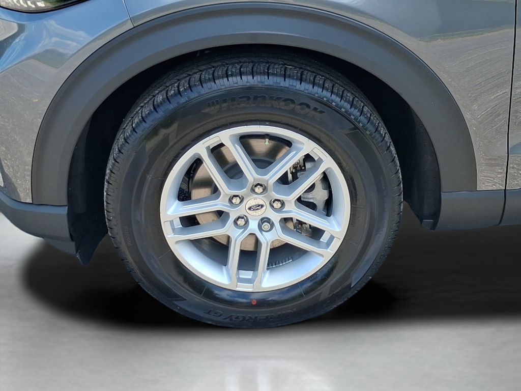 New 2026 Gray Ford Active image 9