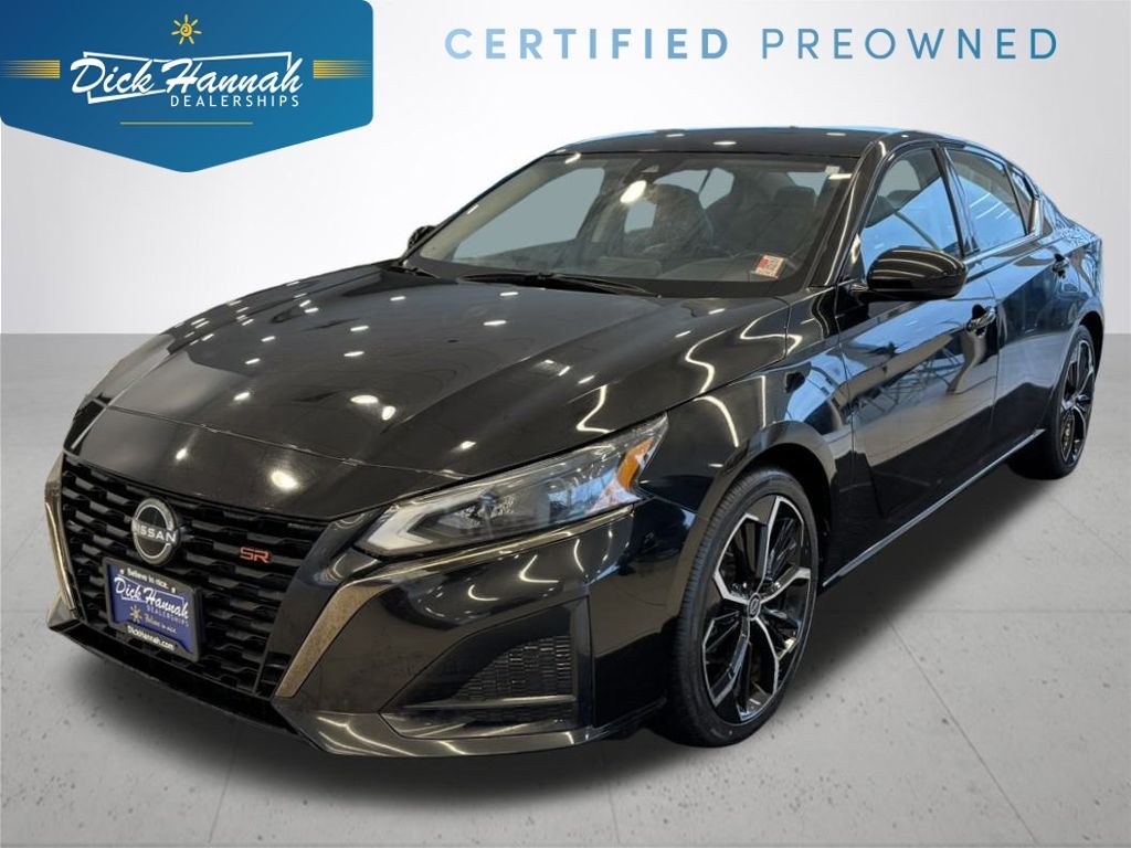 2023 Nissan Altima 2.5 SR FWD