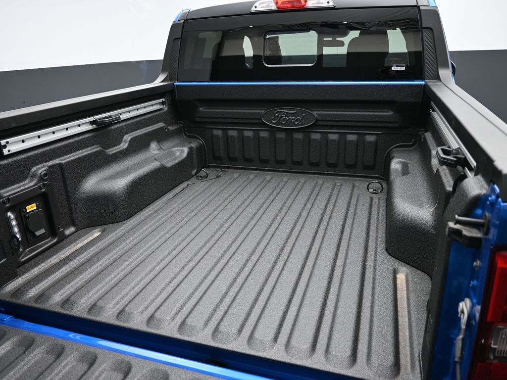 2025 Ford Maverick Lobo