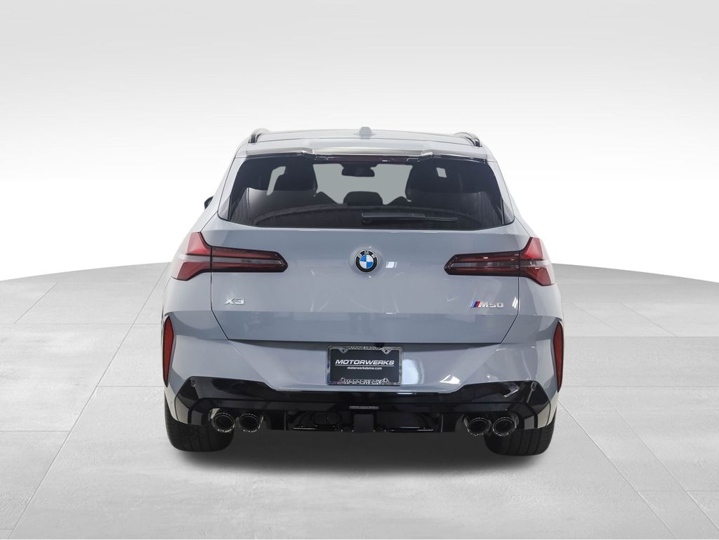 2025 BMW X3 M 4