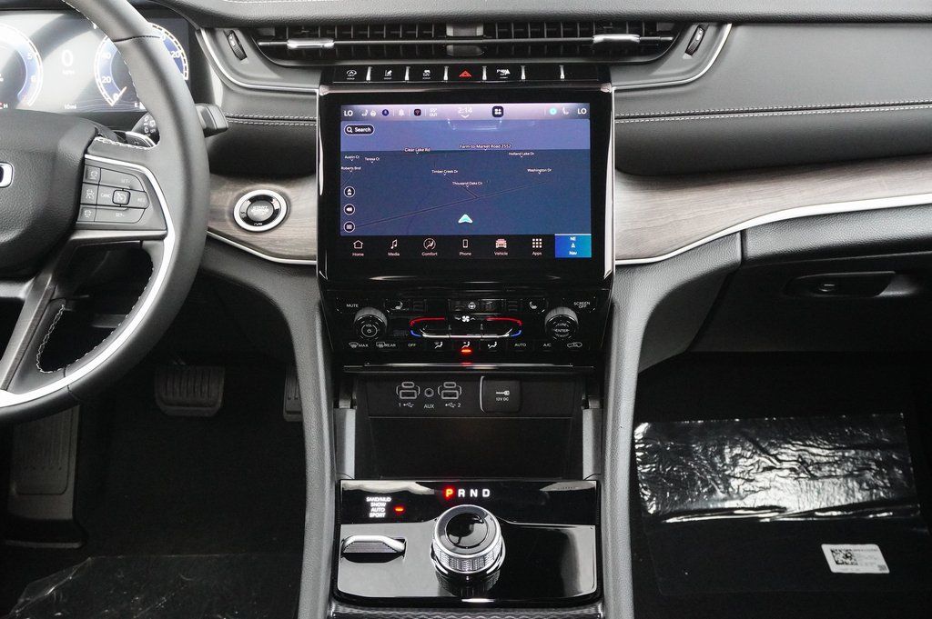 New Car 2025 Jeep Grand Cherokee  Limited For Sale Under $50,000 In Weatherford, Texas