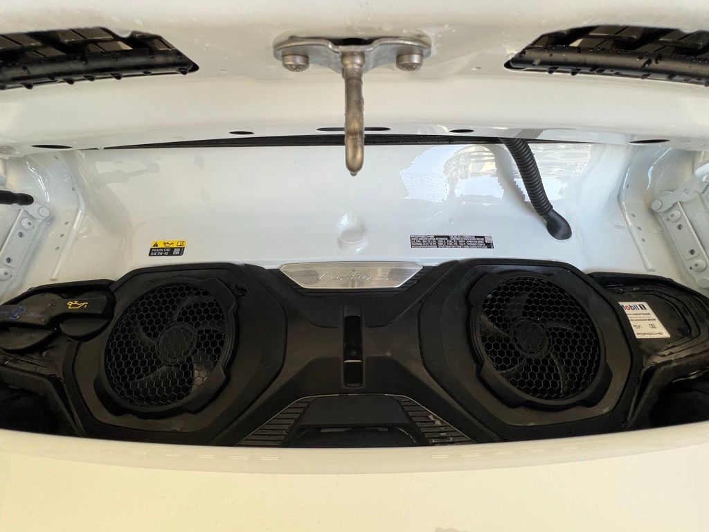 Thumbnail: 2024 Porsche 911 - 20