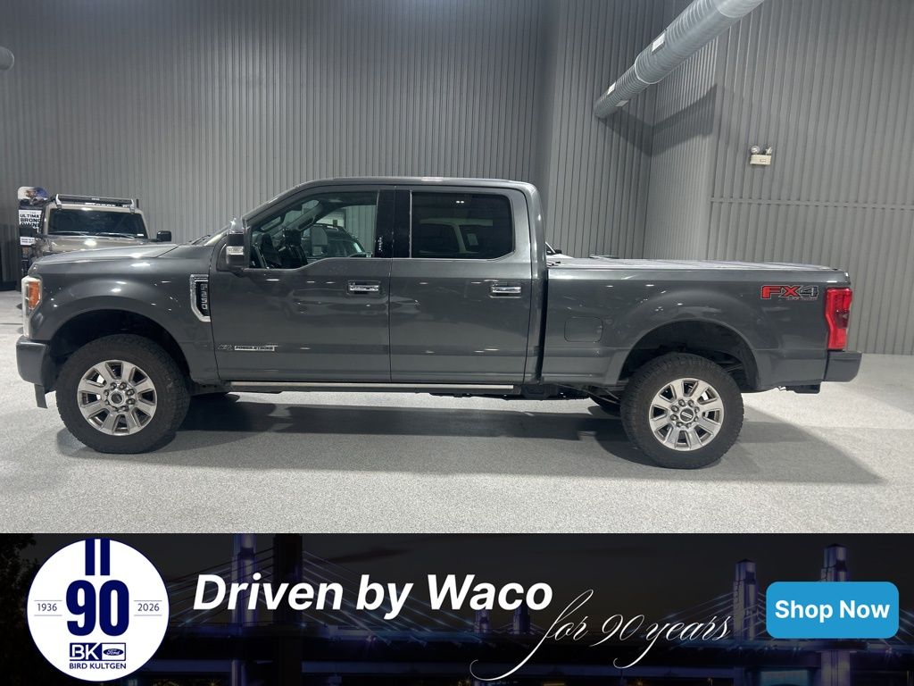 Gray (Magnetic) 2017 Ford F-250 Super Duty Platinum Crew Cab 4WD Pickup Truck Four-Wheel Drive 6-Speed Automatic