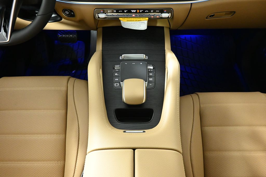 Thumbnail: 2026 Mercedes-Benz GLE - 19