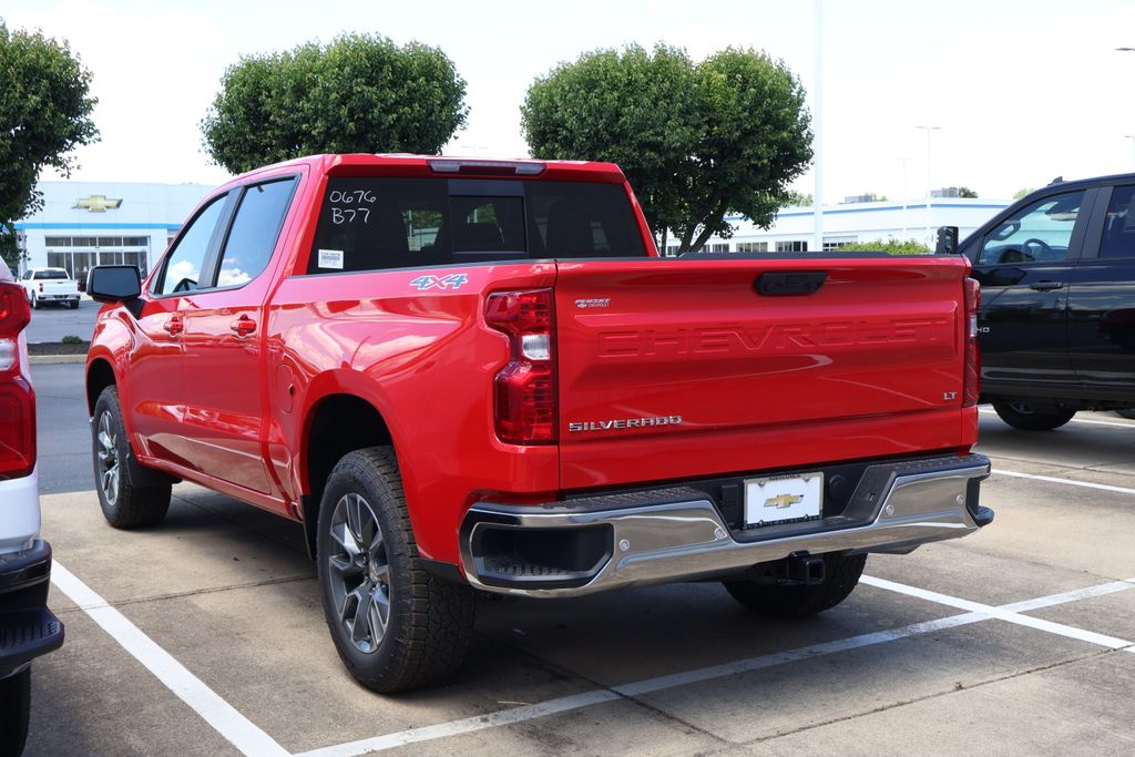 Thumbnail: 2026 Chevrolet Silverado 1500 - 4