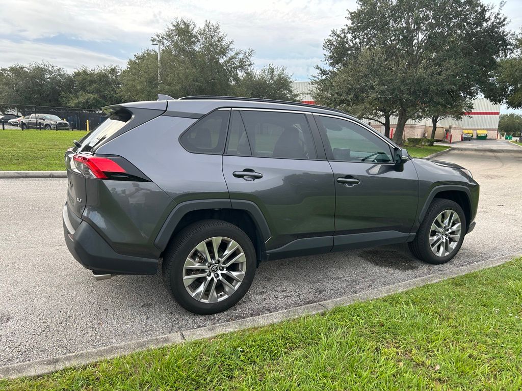 Thumbnail: 2022 Toyota RAV4 - 5