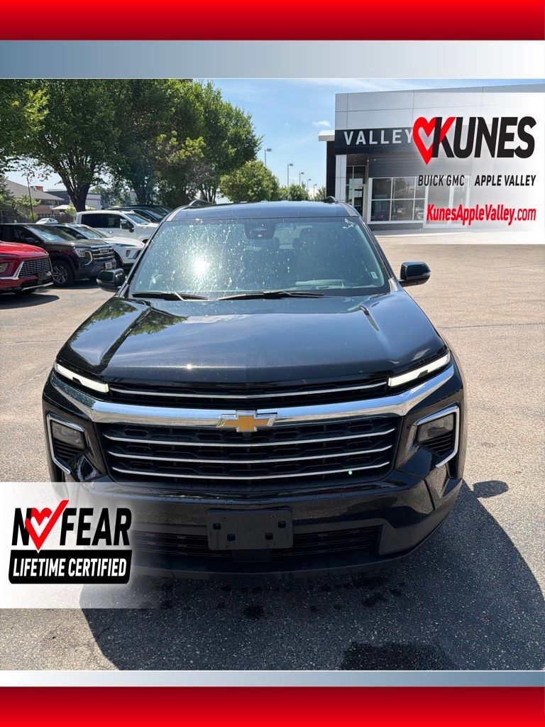 Black Metallic 2026 Chevrolet Traverse SUV / Crossover Four-Wheel Drive 8-Speed Automatic