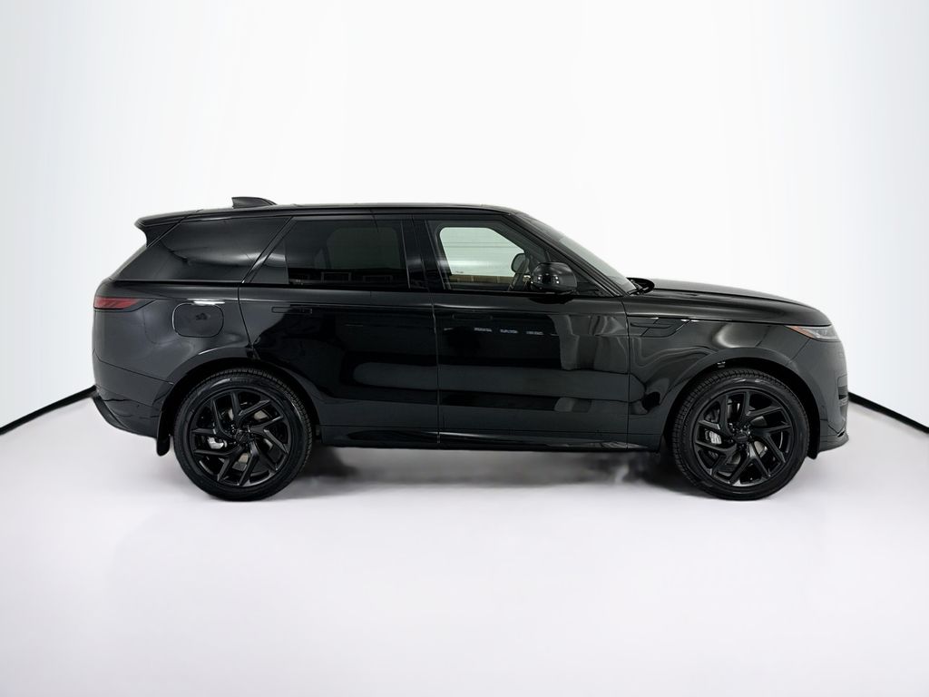 Thumbnail: 2026 Land Rover Range Rover Sport - 4