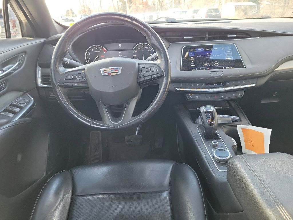 2019 Cadillac XT4 Premium Luxury 9