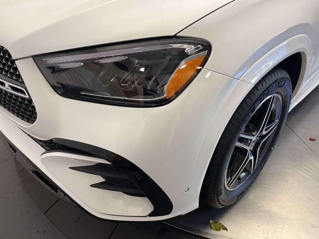 Thumbnail: 2026 Mercedes-Benz GLE - 9