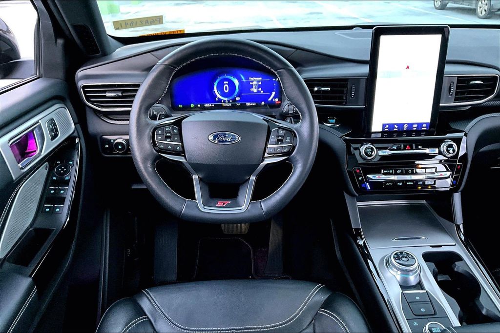 Used 2023 Gray Ford ST image 5