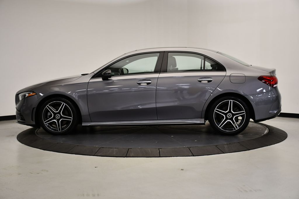Thumbnail: 2022 Mercedes-Benz A-Class - 2