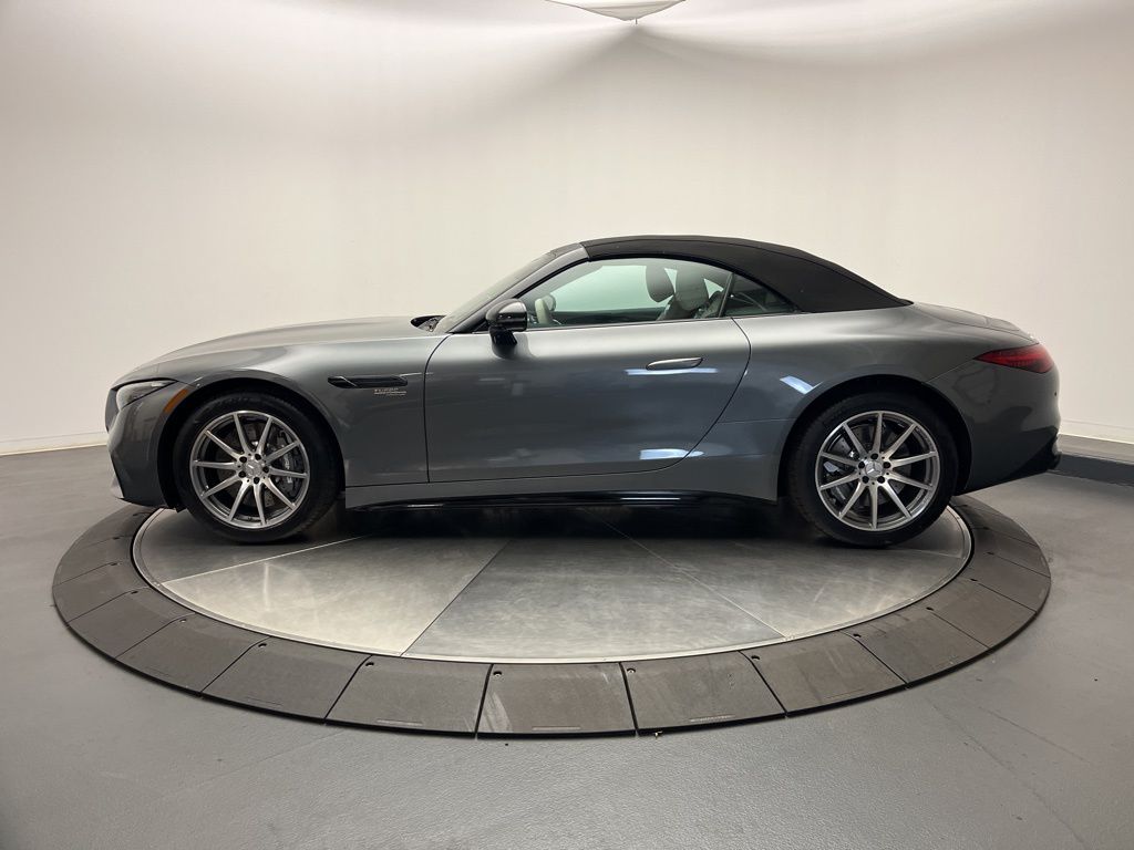 Thumbnail: 2026 Mercedes-Benz SL-Class - 4