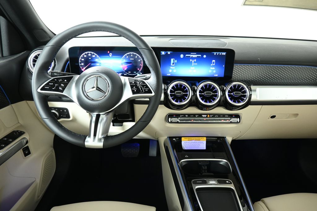 2025 Mercedes-Benz GLB 250 4