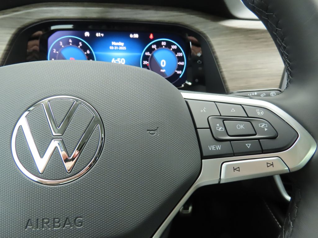 Thumbnail: 2025 Volkswagen Atlas - 12