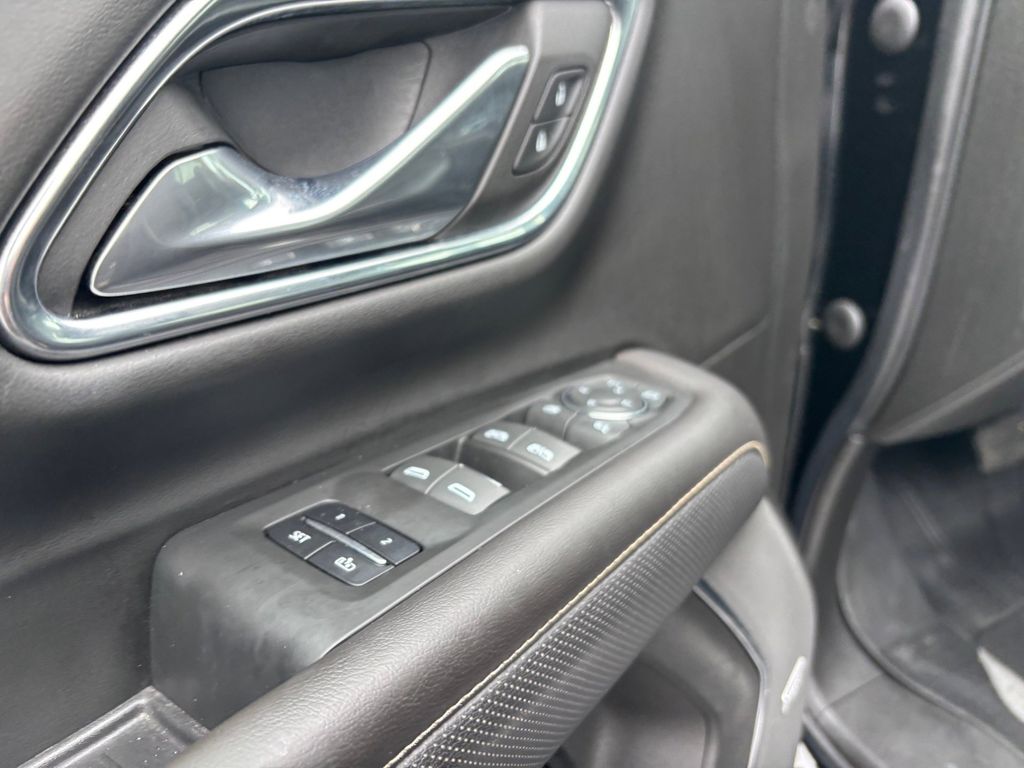 Used Car 2023 Chevrolet Suburban  Premier For Sale Under $50,000 In Austin, Texas