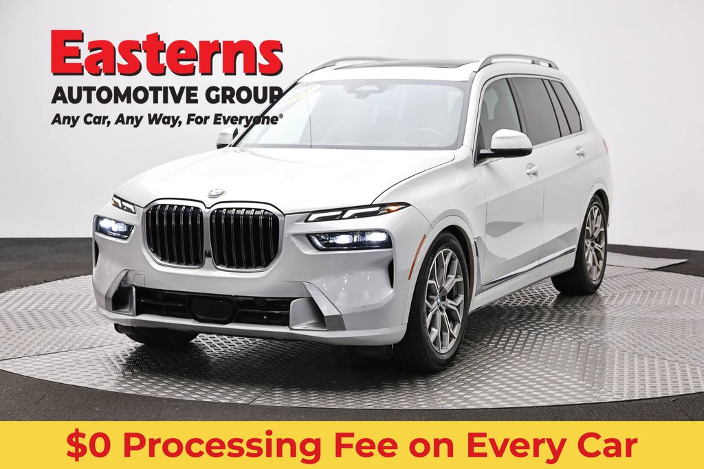 2023 BMW X7 xDrive40i's photo