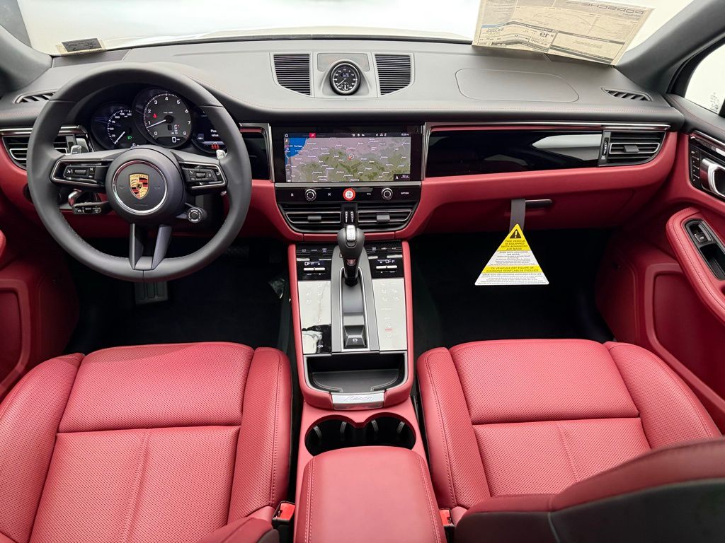 Thumbnail: 2026 Porsche Macan - 24