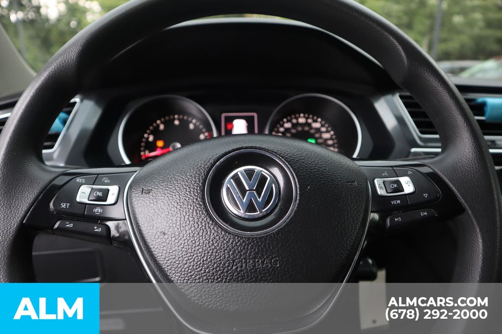 2020 Volkswagen Tiguan S photo 25