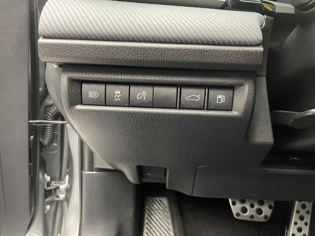 Thumbnail: 2025 Toyota Camry - 23