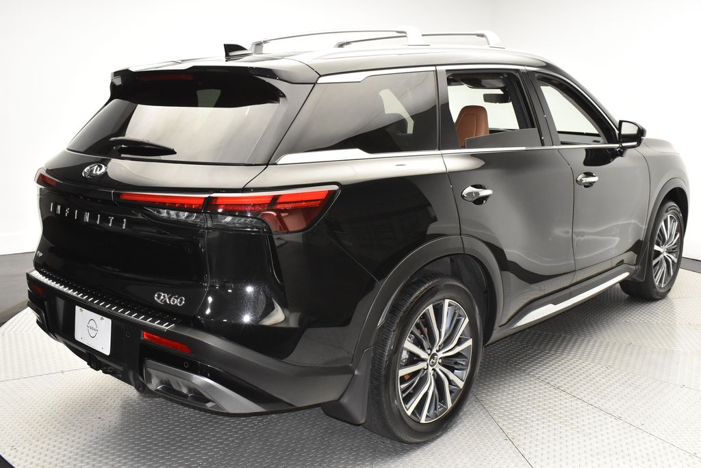 Thumbnail: 2023 INFINITI QX60 - 5