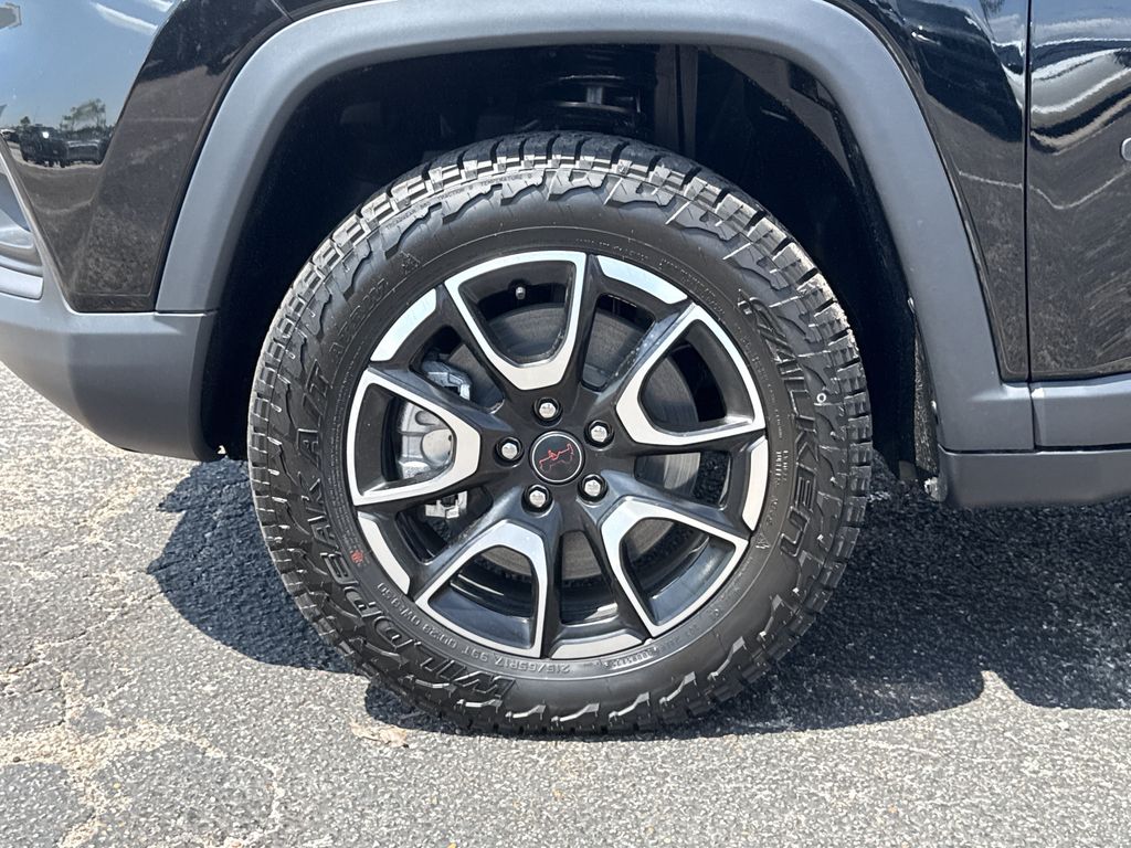 2026 Jeep Compass Trailhawk Black at Victoria Chrysler Dodge Jeep Ram