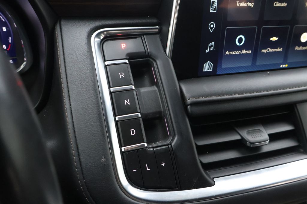 Thumbnail: 2024 Chevrolet Suburban - 21