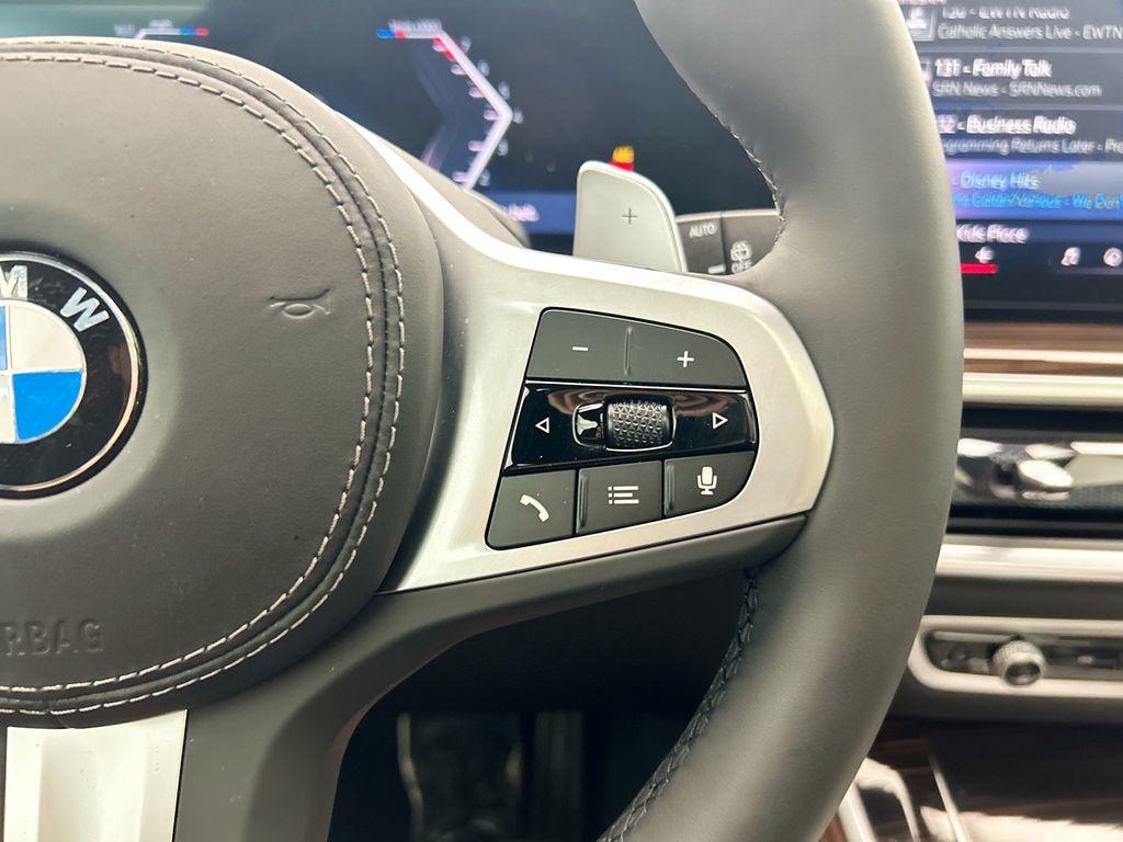 Thumbnail: 2026 BMW X5 - 12