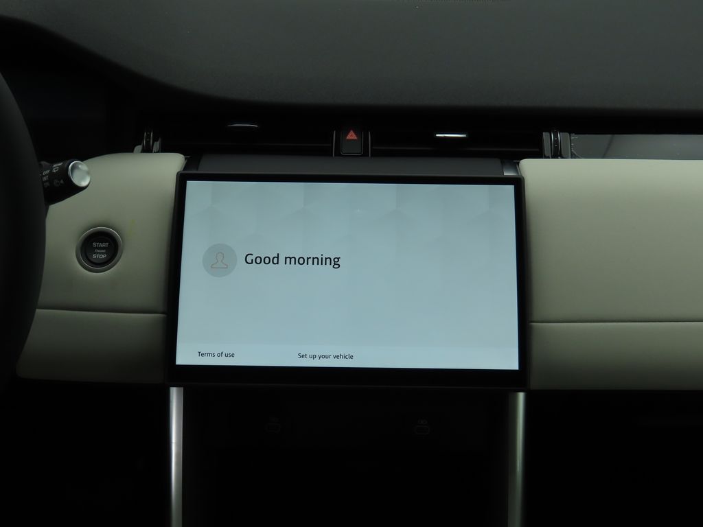 Thumbnail: 2025 Land Rover Discovery Sport - 14