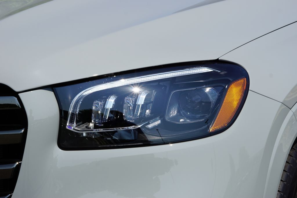 Thumbnail: 2025 Mercedes-Benz GLS - 8