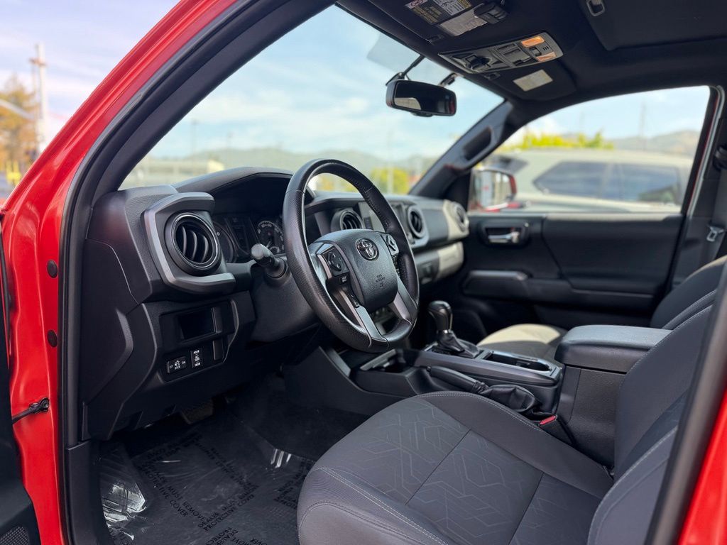 Used 2016 Toyota Tacoma Truck