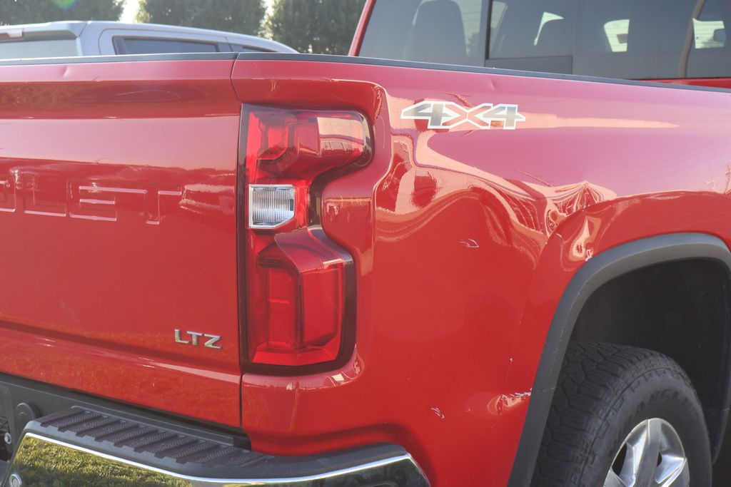Thumbnail: 2023 Chevrolet Silverado 2500 - 9