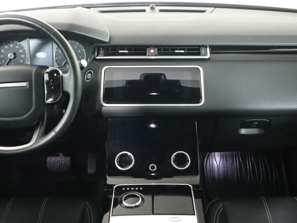 Thumbnail: 2020 Land Rover Range Rover Velar - 14