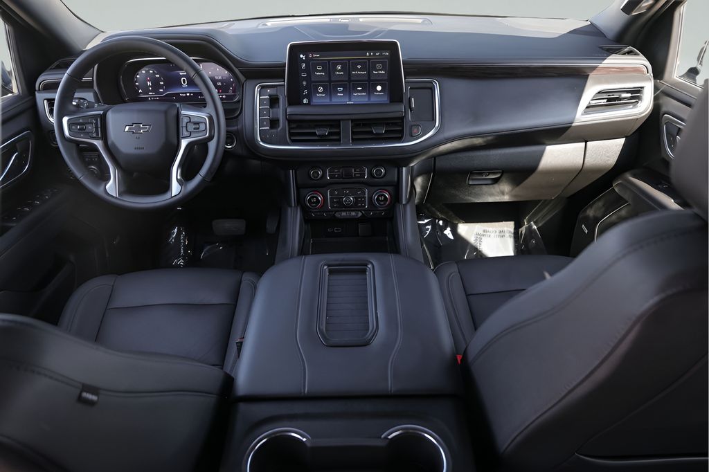 Used Car 2024 Chevrolet Suburban  Z71 For Sale Under $70,000 In Austin, Texas