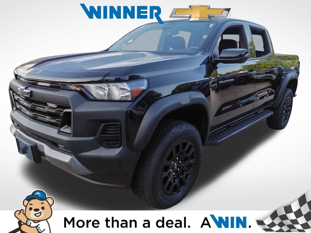 Black 2023 Chevrolet Colorado Pickup Truck Four-Wheel Drive 8-Speed Automatic