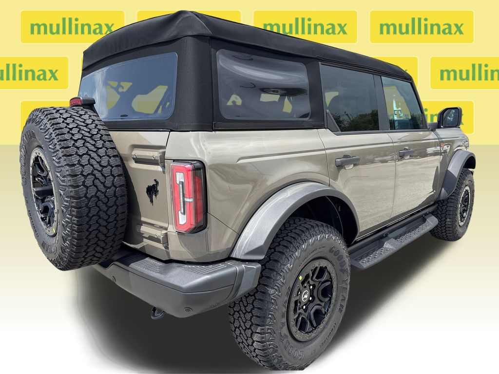 New 2026 Gray Ford Badlands image 15