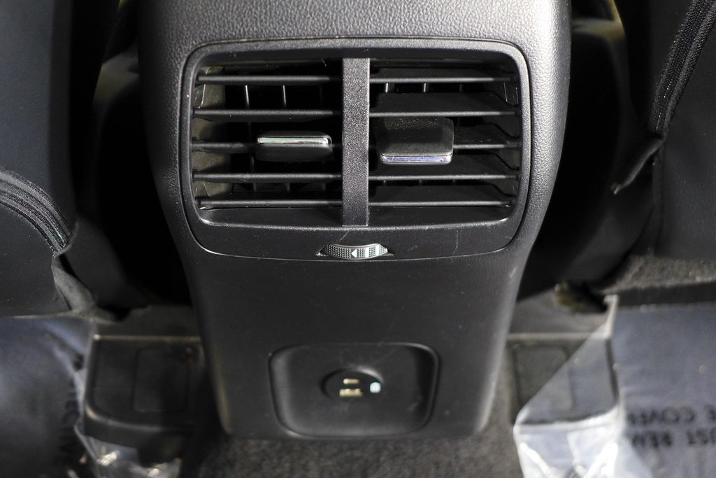 Thumbnail: 2021 Ford Escape - 24