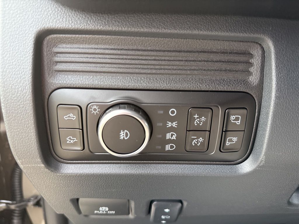 New 2026 Gray Ford Lariat image 11