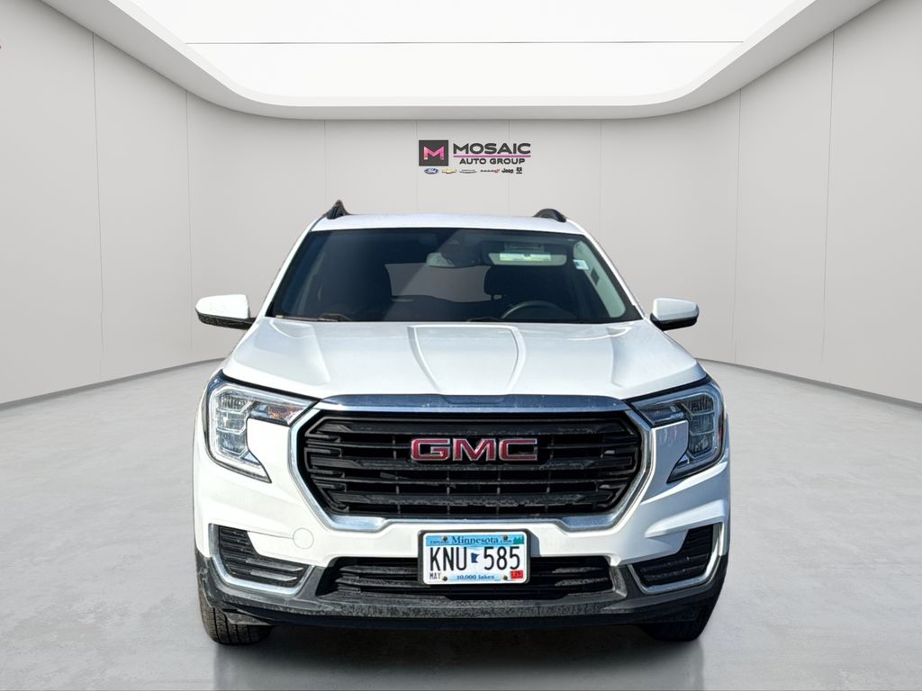 Used 2022 GMC Terrain SLE with VIN 3GKALTEV5NL196100 for sale in Zumbrota, Minnesota