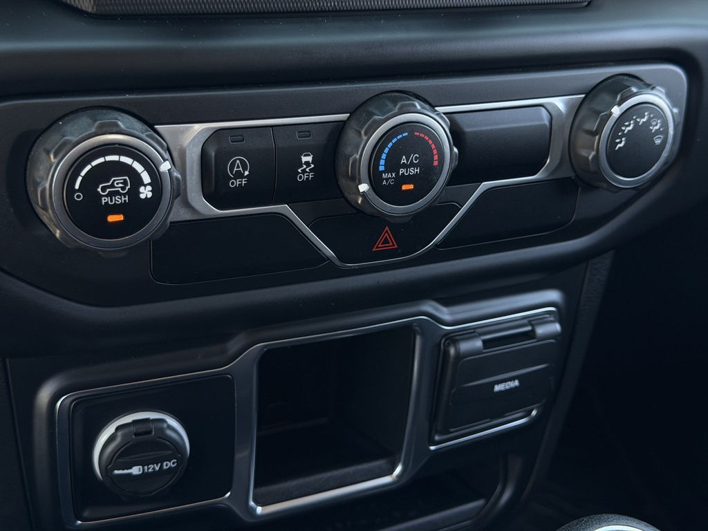 Used 2021 Jeep Wrangler SUV