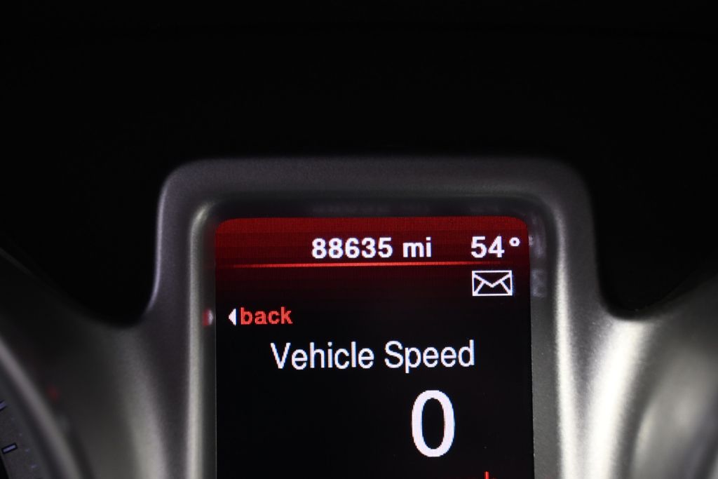 Used 2017 White Dodge SXT image 27