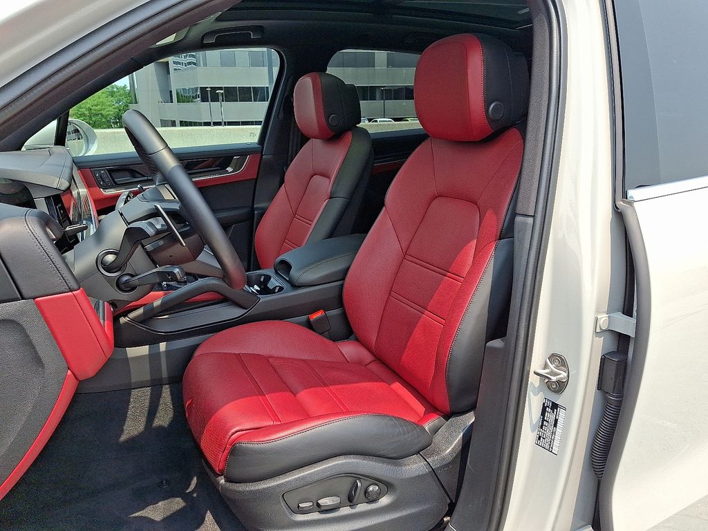 2024 Porsche Cayenne  5