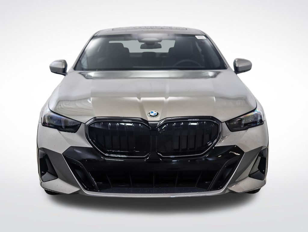 Thumbnail: 2027 BMW 5 Series - 8