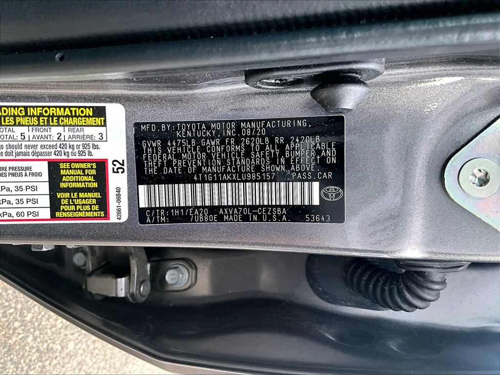 2020 Toyota Camry — photo 9