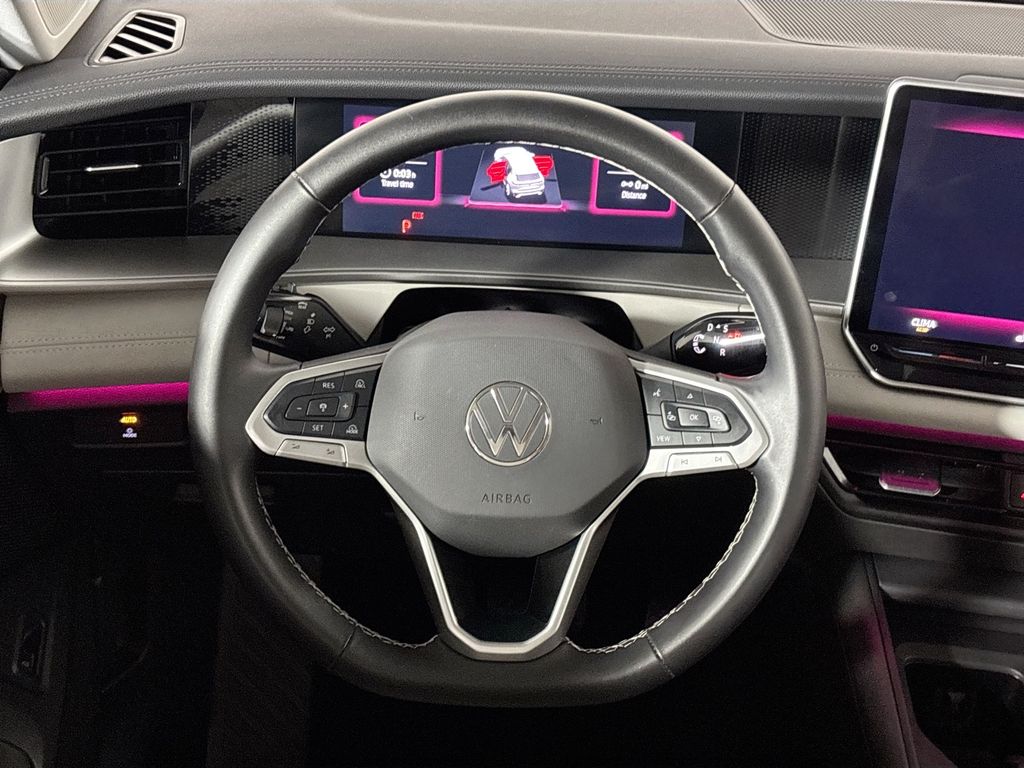 2025 Volkswagen Tiguan 2.0T SE