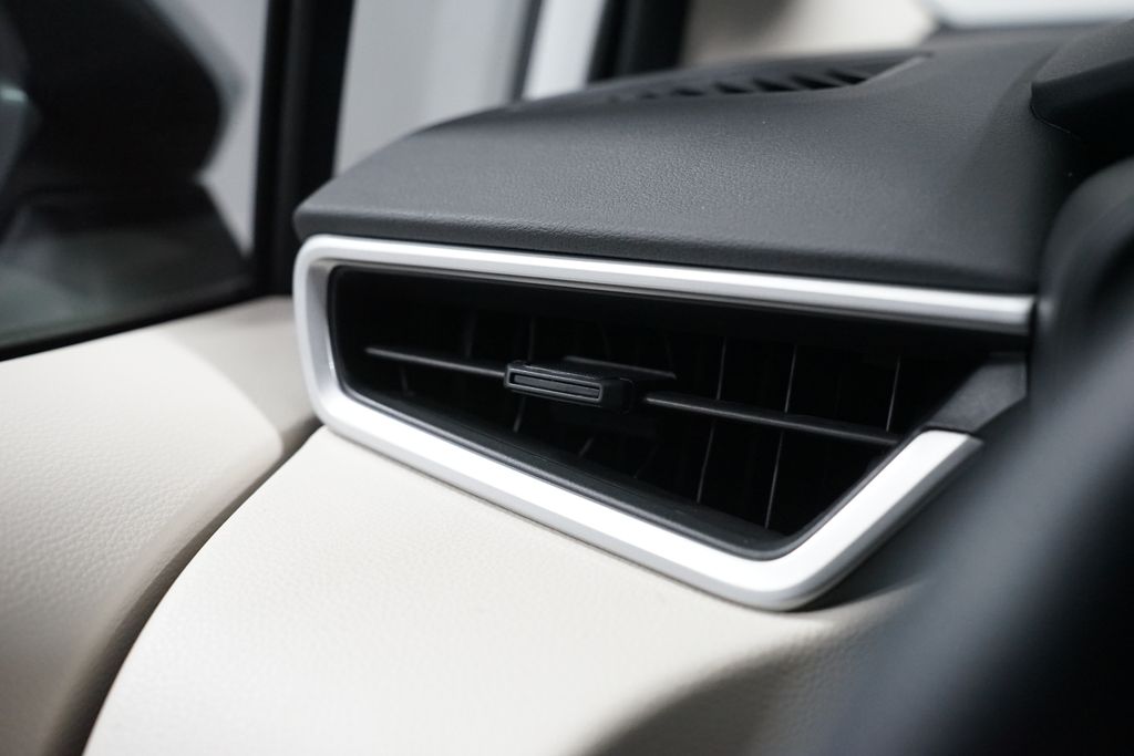 Thumbnail: 2026 Toyota Corolla - 23