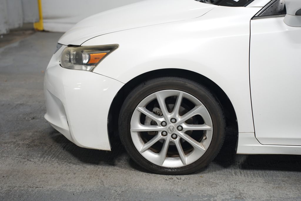 2012 Lexus CT 200h 5