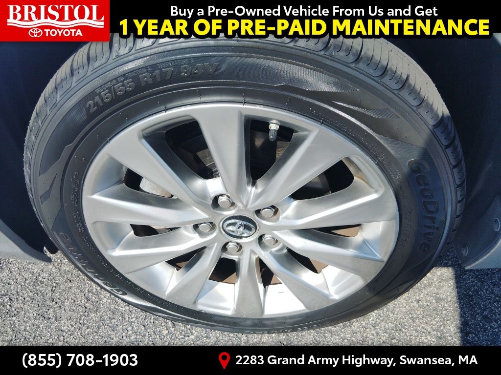 Used 2016 Toyota Camry Sedan