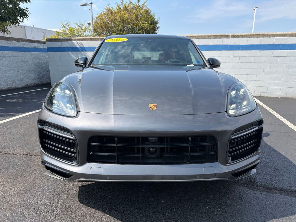 Thumbnail: 2023 Porsche Cayenne - 8