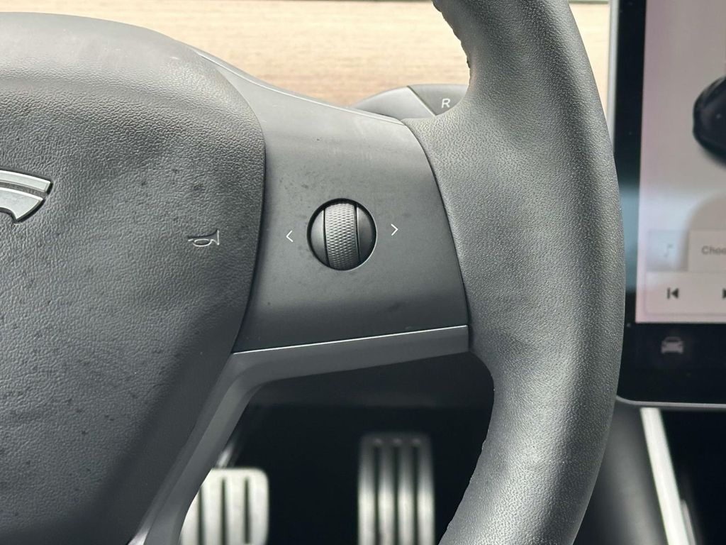 2019 Tesla Model 3 Long Range 14